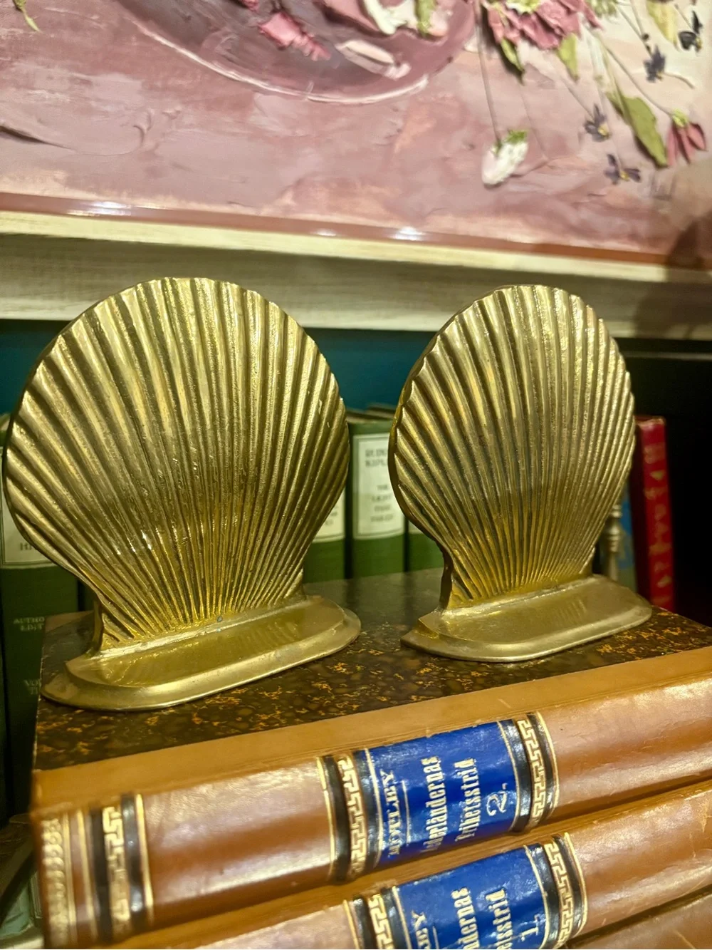 N/A elegant gold